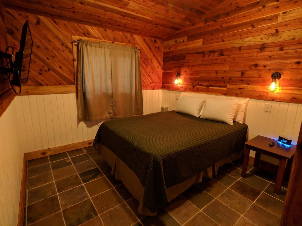 Emerald Forest Cabins ตรินิแดด ภายนอก รูปภาพ